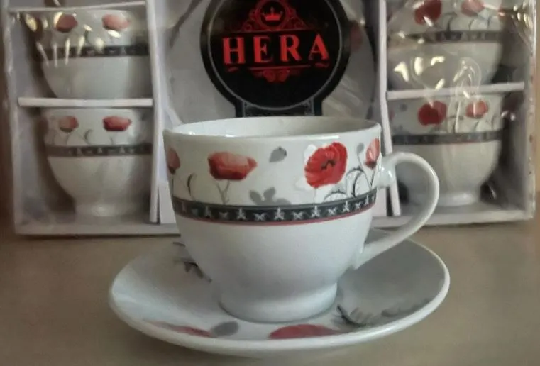 Set-6-cesti-portelan-6-farfurii-Hera-pentru-cafea-sau-ceai-cantitate-180-ml-model4-la-yena.ro_